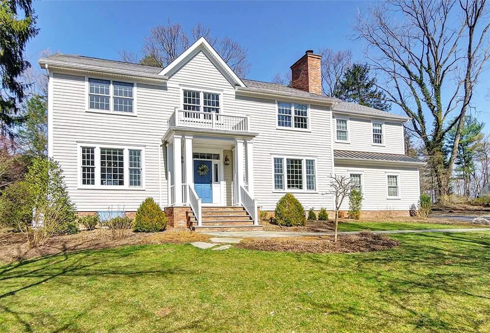 Siding and roofing by Cove Roofing & Remodeling Group in Locust Valley, NY