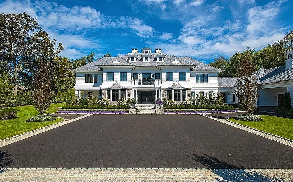Roof replacement by Cove Roofing & Remodeling Group in Cove Neck, NY